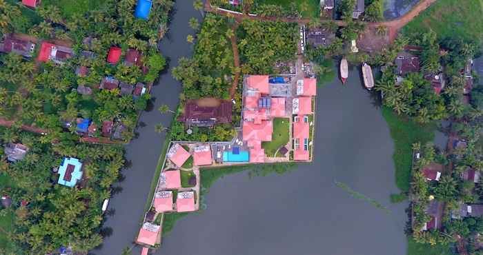 Lainnya Paloma Backwater Resorts