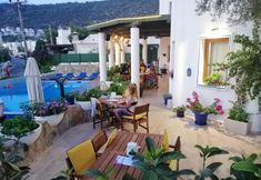 อื่นๆ 5 Eden Hotel