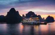 Others 3 Swan Cruises Halong