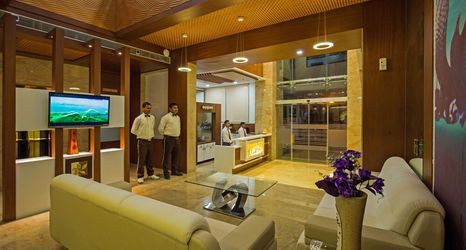 기타 2 Manek Svasti Inn