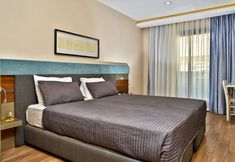 Others 2 Spil Suites