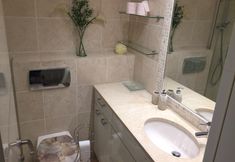 Lain-lain 6 La Palmora Suites