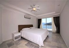 Others 2 Emilia Luxury Apartments