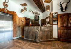 其他 2 Dworek Mysliwski Hubert