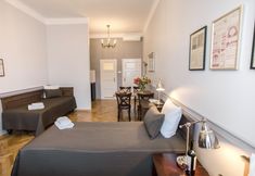 Others 7 Scharffenberg Apartments Main Square