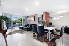 อื่นๆ Waterford Private Apartments