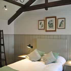 Primary image 1 ザ クラウン パブ ダイニング ルームズ, レイトン・バザード ホテル