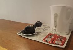 Others 3 Moustachz Hauze