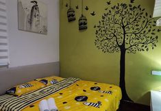 Others 7 Moustachz Hauze