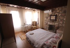 Others 2 Munchen Pension