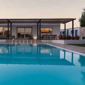 Primary image 1 Villa Ichiani, Hotel Villa Eva