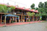 Khác Nipa Hut Resort