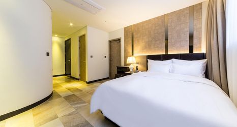 อื่นๆ 2 Guri Galmae Indi Present Hotel