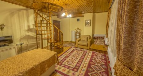 Others 2 Beypazari Ipekyolu Konagi