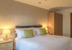 อื่นๆ 2 The Stanwick Hotel