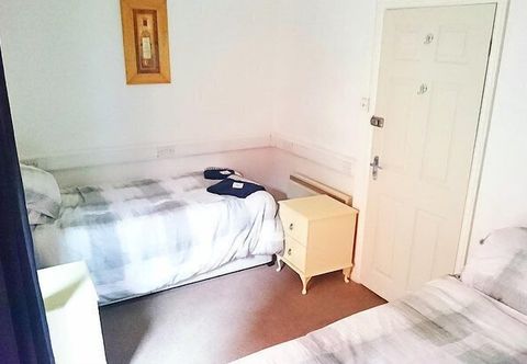 Others Café 42 Bed & Breakfast