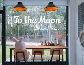 อื่นๆ 2 To the Moon Bed and Breakfast