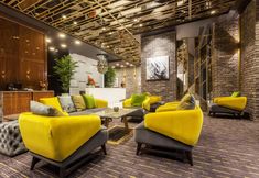Others 3 Hotel Platinia