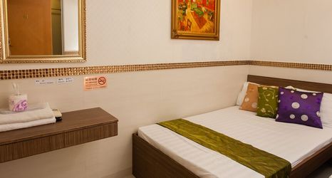 Others 2 KG Garden Guest House