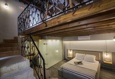 Others 4 Eulogia Casa