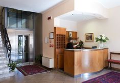 Others 2 Hotel Stazione