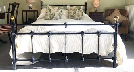 Others 2 Farthings Hotel and Restaurant