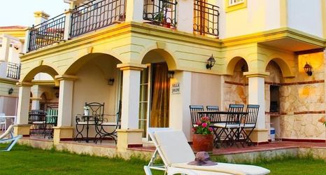 Lain-lain 2 Villa Carli