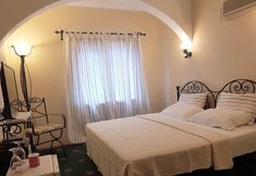 Others 5 A&B Home Hotel