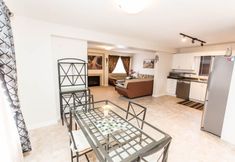 Others 7 Fallsview Family Home