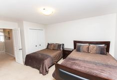 Others 5 Fallsview Family Home