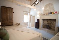 기타 5 Corte Chiesa