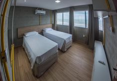 其他 2 Bessa Golden Flats