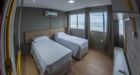 其他 2 Bessa Golden Flats