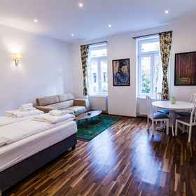 Primary image 1 Cosy 2 bedroom Apartment, Cobenzl Aussicht Hotels