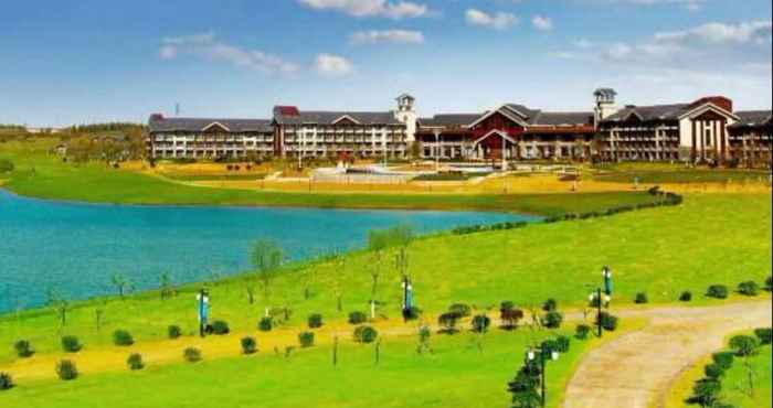 อื่นๆ Queshan Lake Arcadia Intl Resort