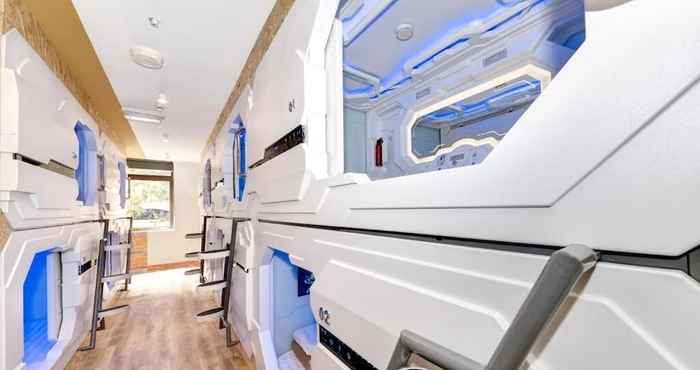 Others Space Q Capsule Hotel