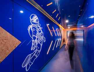 Lainnya 2 Space Q Capsule Hotel