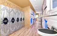 Lainnya 5 Space Q Capsule Hotel