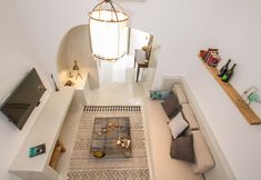 อื่นๆ 4 Hector Cave House