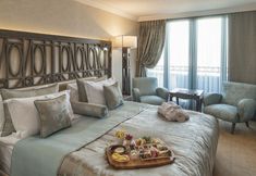 Khác 7 Cadence Design Hotel