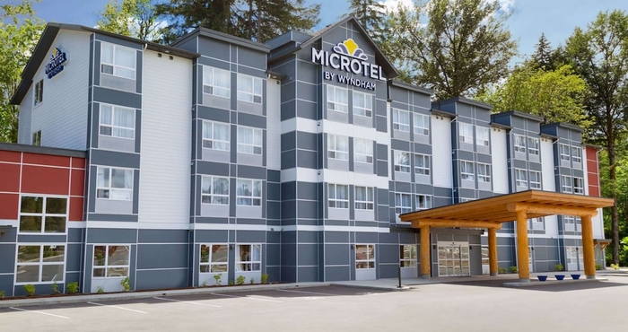 อื่นๆ Microtel Inn & Suites by Wyndham Oyster Bay