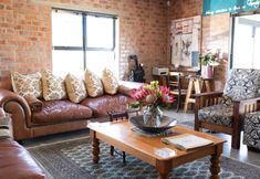 其他 4 Stay at Friends