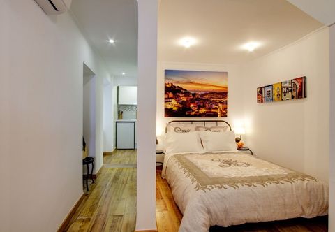 Others Cozy 1 Bed in the Heart of Alfama w Aircon