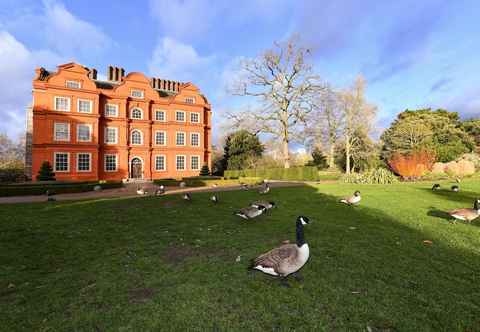 Lainnya Grand Apartments Kew Gardens