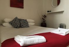 Lain-lain 4 Caledonia Hotel