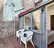 อื่นๆ 2 Darlinghurst Cottage