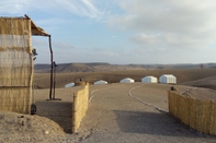 Khác Ghwirate Taalab Bivouac - Campsite