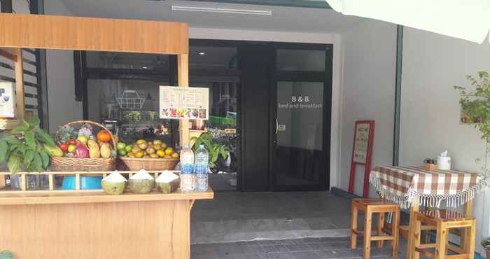 Lainnya SS Store Bed & Breakfast