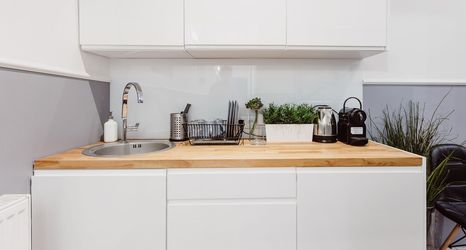 Others 2 Leo Apartments Main Square