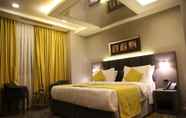 Lainnya 2 Bram Hotel Suites